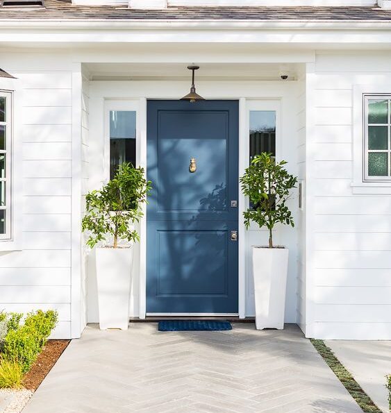 professional door installation and replacement company Coral Gables area